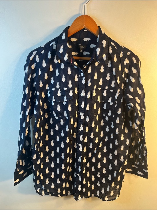 Talbots Tops - Talbots Navy Lightweight Cotton Shirt with White Pineapple Motif Women’s Size Xp